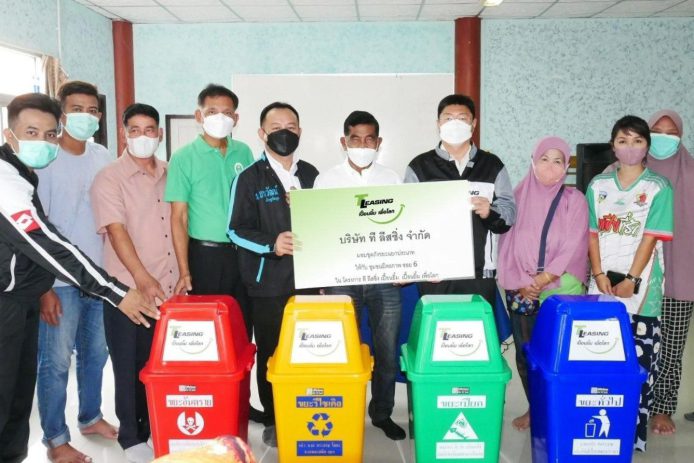 donate-recycle-bin-for-community